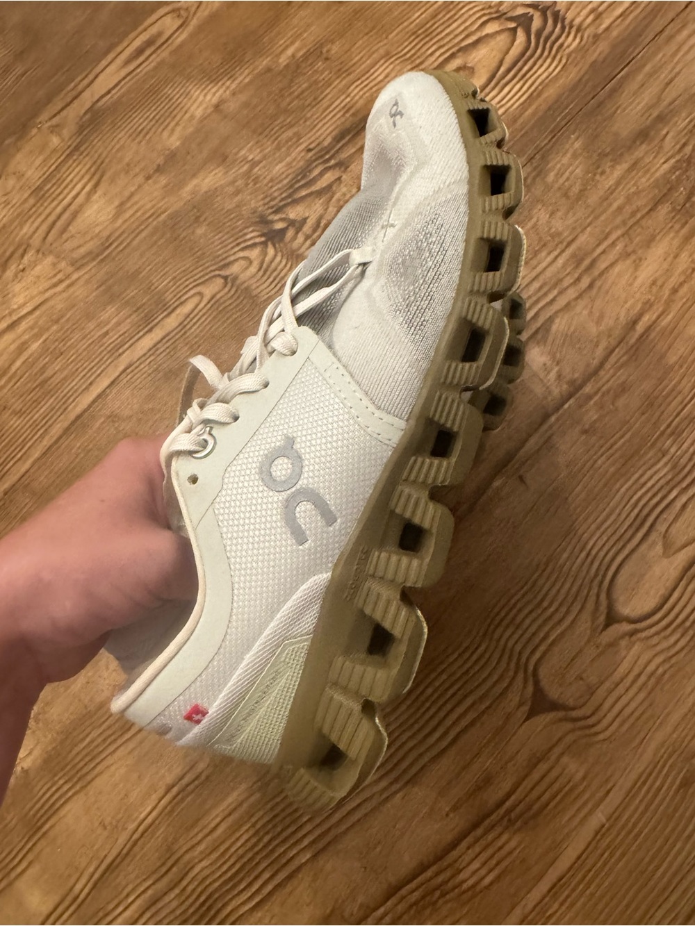 On Running women’s olive green Cloudswift Athletic Shoe